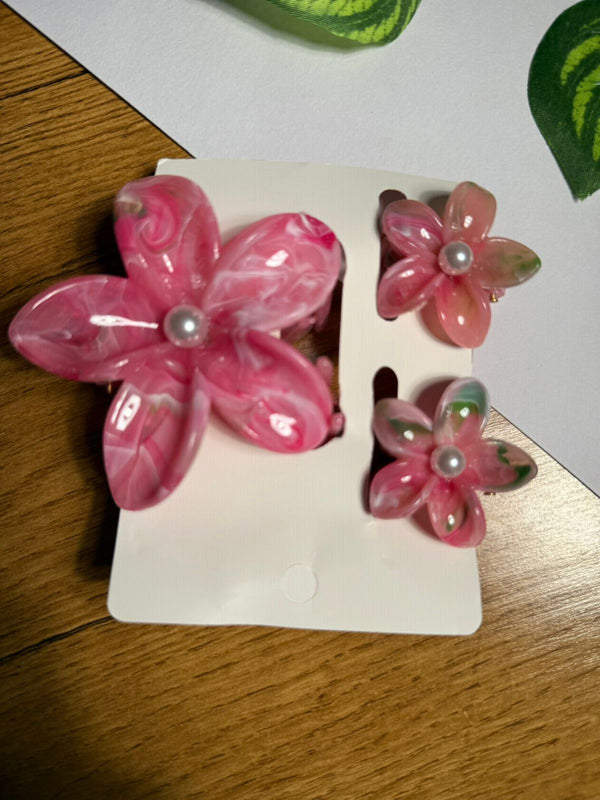 Flower Hair Clip Set with Pearl Center[set of 3]