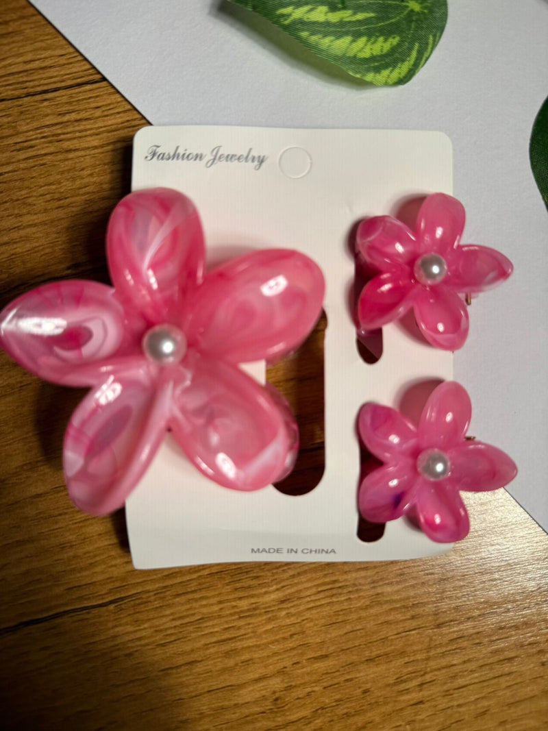 Flower Hair Clip Set with Pearl Center[set of 3]