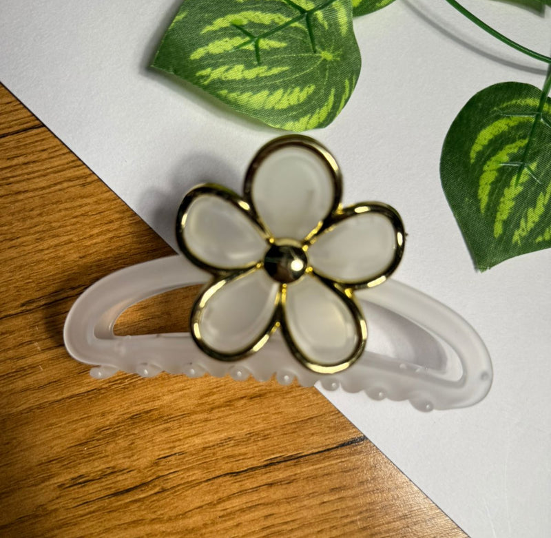 🌸 Elegant Flower Hair Claw Clips 🌸