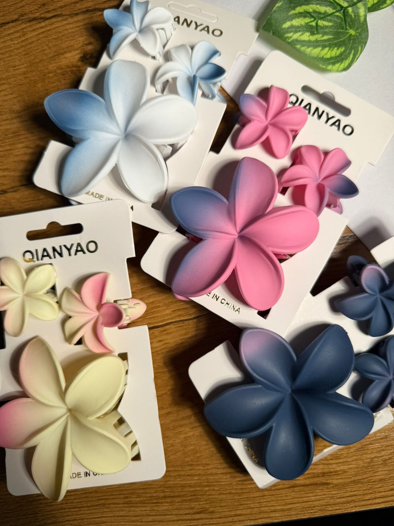 🌸 Premium Floral Hair Clips – Set of 3