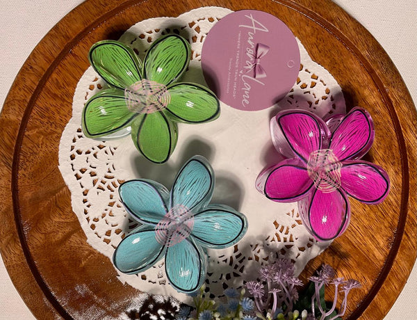 🌸 Aurora Lane – Trendy Floral Hair Clips 🌸{set of 3}