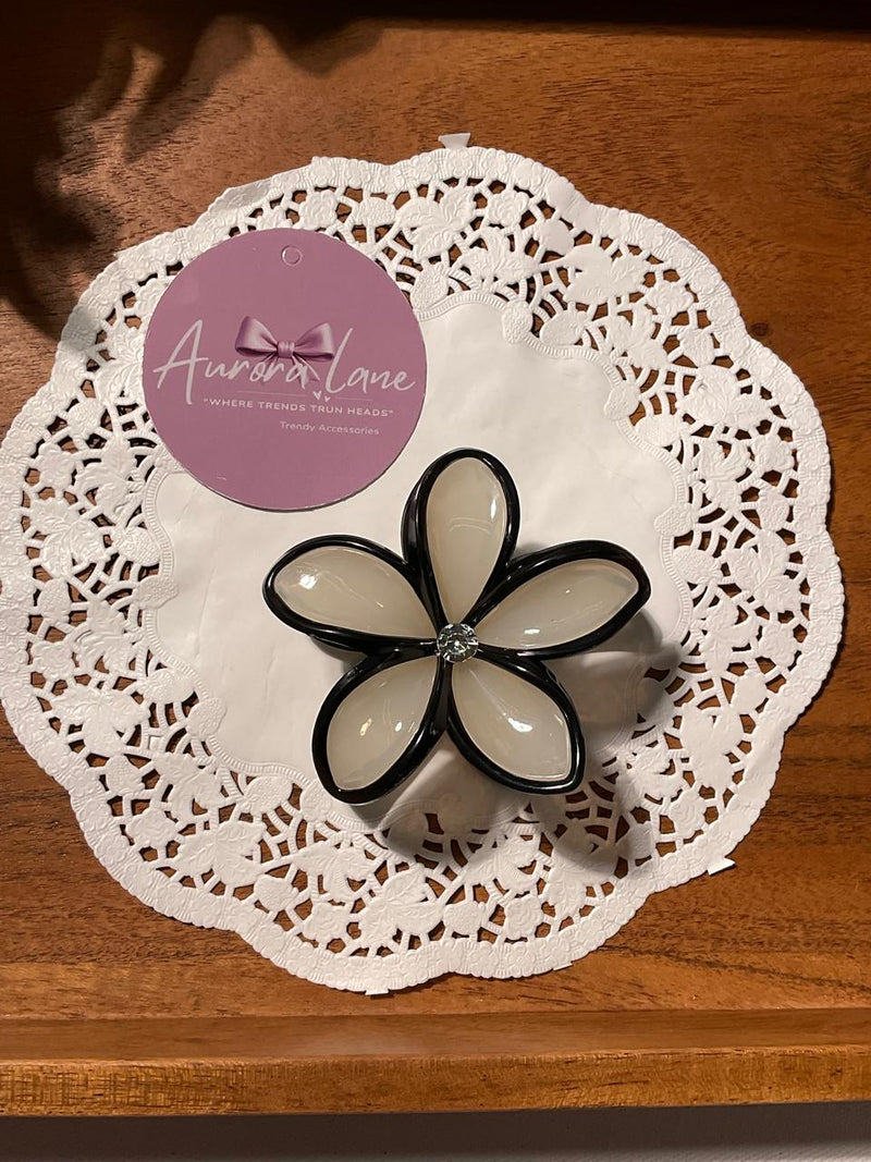 ✨ Aurora Lane – Elegant Flower Hair Clips ✨