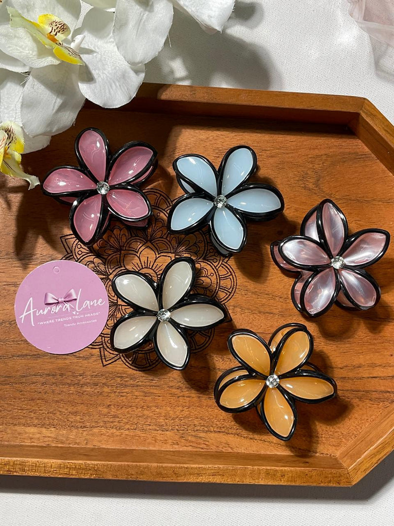 ✨ Aurora Lane – Elegant Flower Hair Clips ✨