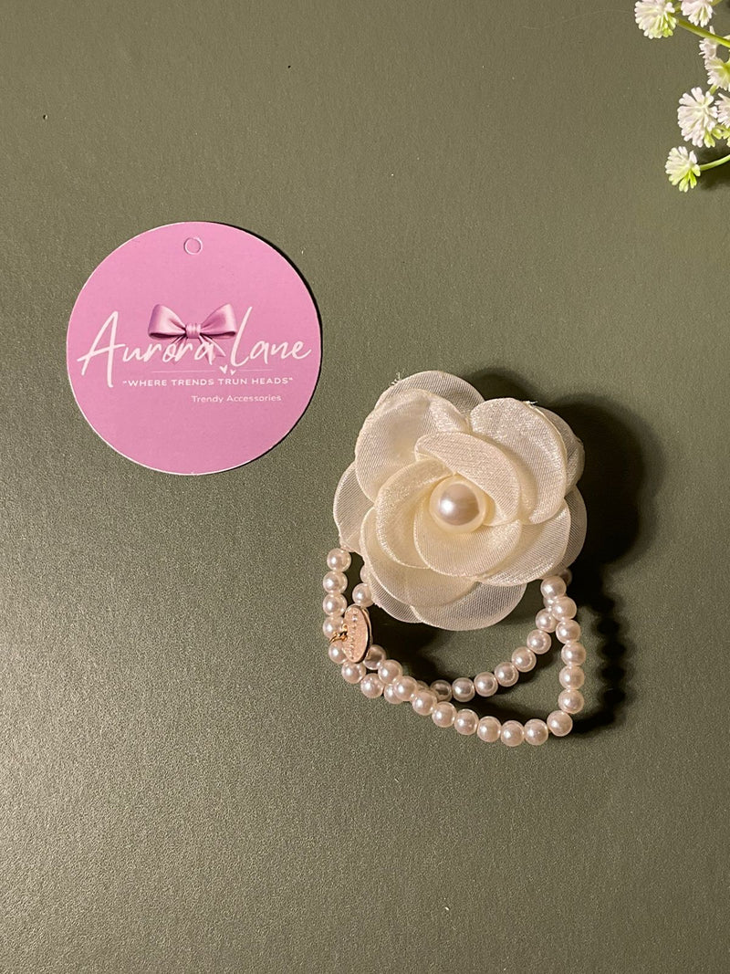 🌸 Aurora Lane – Elegant Floral Pearl hairband (Pack of 3)