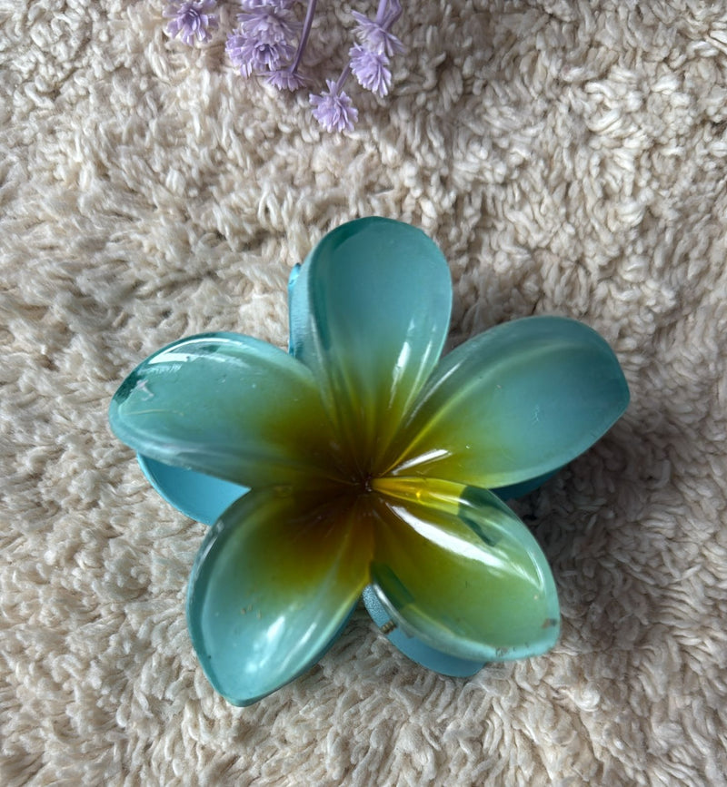 ✨ Aurora Lane Plumeria Hair Clips – Tropical Elegance for Every Look ✨
